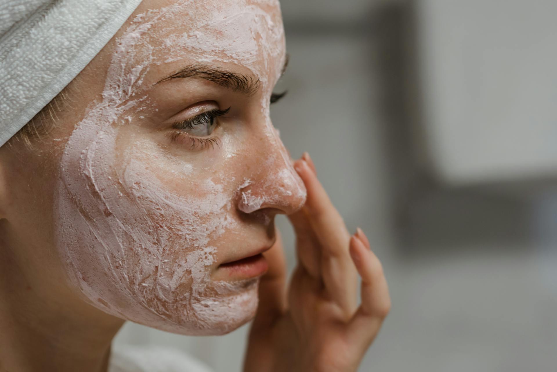 Is Apricot Scrub Too Harsh for Your Face?